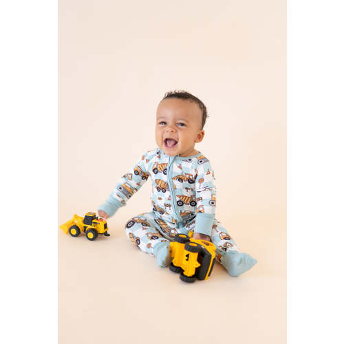 Construction Truck Buddies (Convertible Zip Footies) – Dreamlet