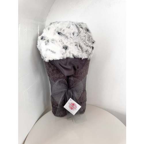 Hooded Bath Towel- Snowy Owl