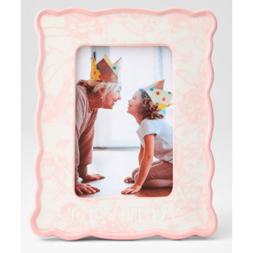 Scalloped Ceramic Picture Frame - Pink 4x6