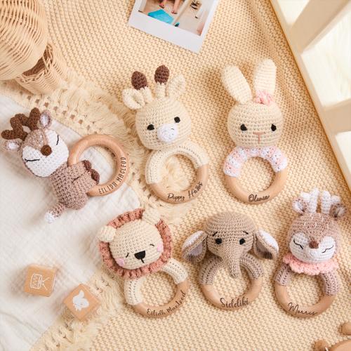Personalized Crochet Baby Rattle with Name, Wooden Animal Teether, Baby Shower & Newborn Gift, Custom Animal Rattle