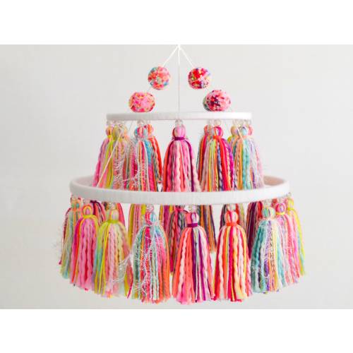 Yarn tassel and pompom mobile, in bright rainbow colors, for home decor and party decoration!