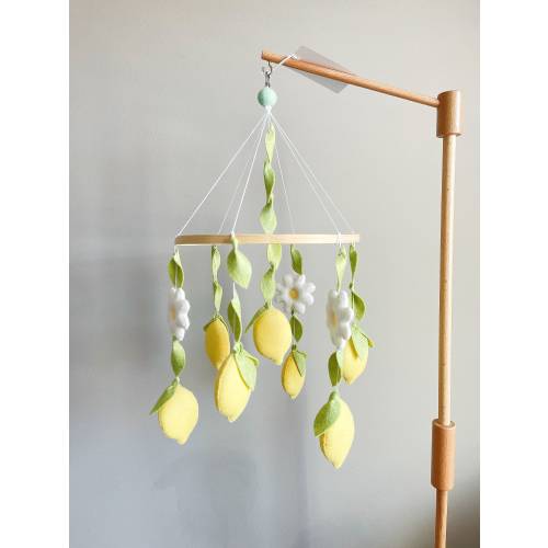 Fruit felt baby mobile, Lemon felt baby mobile, Lemon nursery mobile, Lemon theme mobile, Lemon theme nursery, Lemon crib mobile