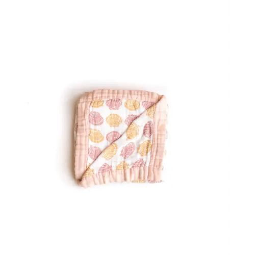 Sea Shells – Apricot Trim | 6-Layer Organic Bamboo Muslin Baby Blanket – Coca + B.