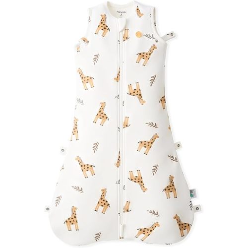Momcozy Sleep Sack for Baby 0-6 Months, 1.5 TOG Baby Wearable Blanket with Supportive Plush Filling, Two-Way Zipper for Easy Diaper Changes, Snap-Fit Design for Growing Babies, Small, Giraffe