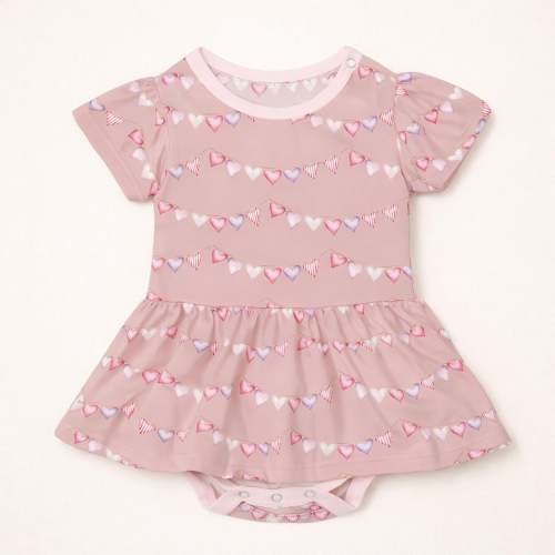 Print Short Sleeve Skirted One Piece in Baby Rose Heart Bunting