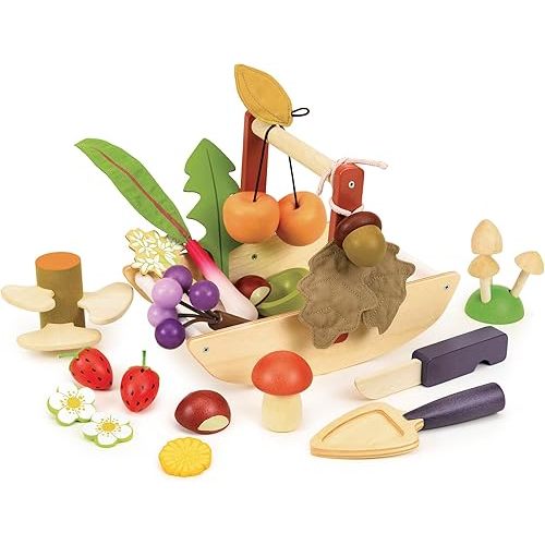 Tender Leaf Toys - Wild Wood Foraging Trug - Wood Nature Play Set with 15 Pretend Forest Finds - Includes Pocket Knife, Trowel, Recipe Leaflet - Encourages Imaginative Play, Sparks Curiosity - Age 3+