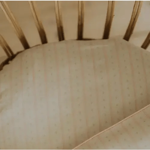 Petal Scallops Crib Sheet - Pink