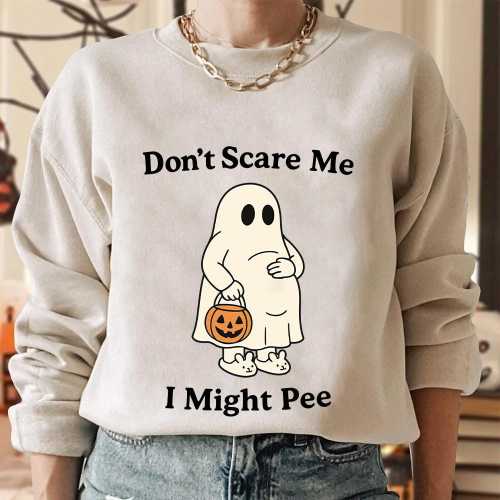 Funny Pregnant Ghost Halloween Maternity Shirt – Don’t Scare Me I Might Pee Cute Spooky Mom Tee