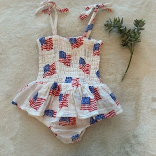 Angel Dear | NWT - Muslin Flag Ruffle Skirt Bubble - Size 3/6 Months