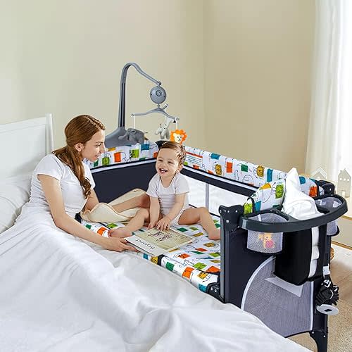 5 in 1 Baby Bassinet, Bedside Bassinet for Baby, Pack and Play with Changing Table, Portable Crib with Mattress, Music Box, Carry Bag for Newborn to Toddles