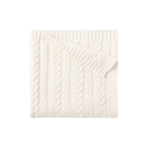 Horseshoe Cable Knit Cotton Blanket