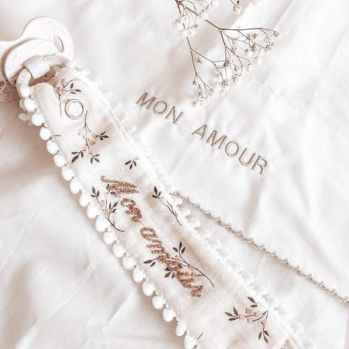 Louise Pacifier Clip