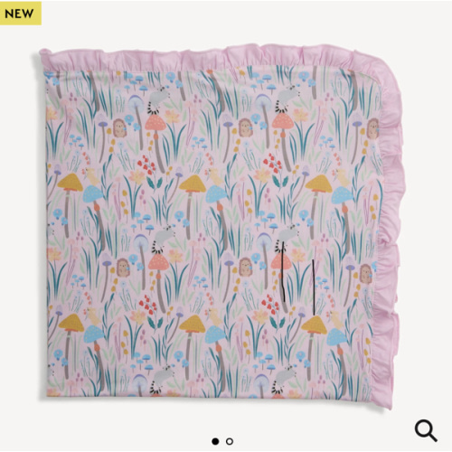 Baby Blanket with Ruffles – Magnetic Me