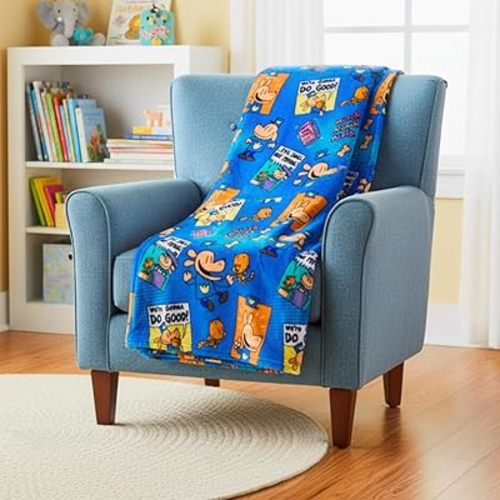 Franco Dog Man Supa Book Kids Bedding Super Soft Cozy Plush Throw, 40 in x 50 in, (Officially Licensed Product)