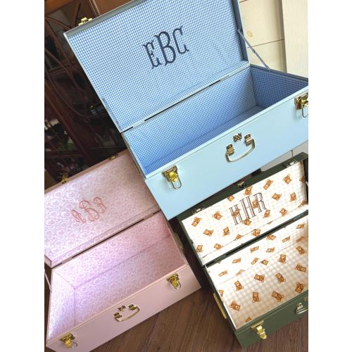 Personalized Keepsake Trunks