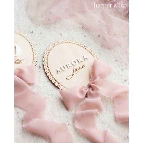 Wooden Lace Ribbon Bow Interchangeable Milestone Cards | Personalize Custom Name, Baby Monthly Milestone Marker, Nursery, Baby Shower Gift