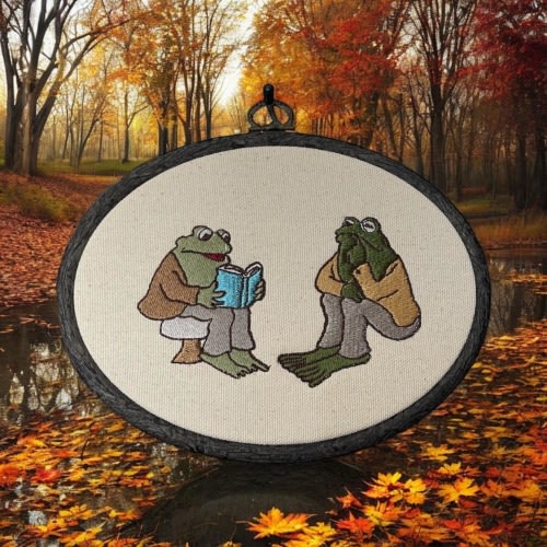 Frog and Toad Reading Finished Embroidery Hoop Wall Hanging, Frog an Toad Decor, Cottagecore, Wind and the Willows, Frog Decor,Nursery Decor