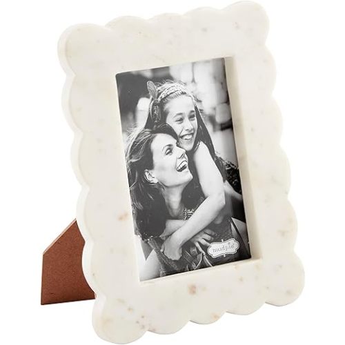 Mud Pie Scalloped Marble Frame, Small, 4x6