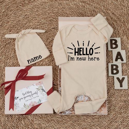 HELLO I'm new here outfit, Baby bodysuit and hat set, Gender Neutral long sleeve, new baby coming soon, Announcement, Hello World, Newborn