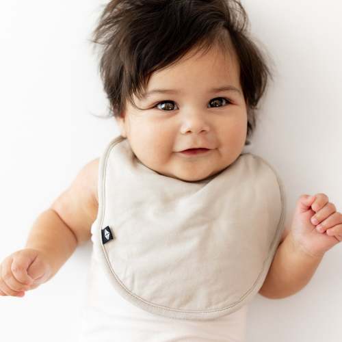 Bamboo Cushy Bib in Oat | Baby Bib | Kyte Baby