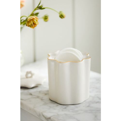 Le Marais Scalloped Bath Jar