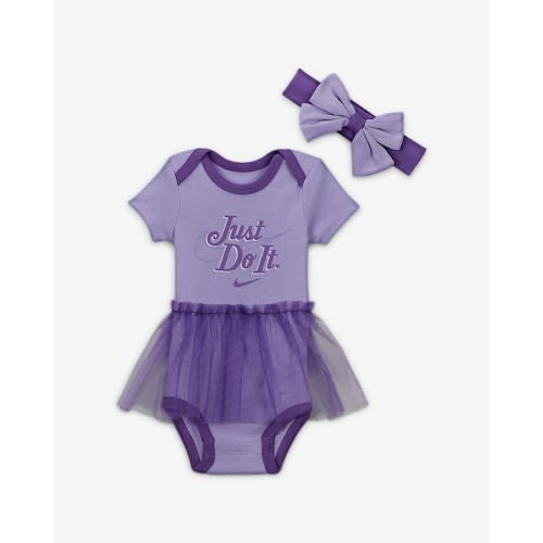 Nike Swooshfetti Baby 2-Piece Tutu Bodysuit Boxed Set. Nike.com