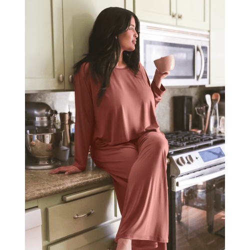 Aria Bamboo Casual Cropped Long Sleeve Top | Redwood - Kindred Bravely