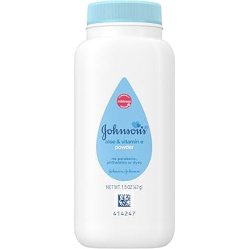 Johnson's Baby Cornstarch Baby Powder with Aloe and Vitamin E for Delicate Skin, Hypoallergenic, No Addded Parabens, and Dyes for Gentle Baby Skin Care, Baby Essentials, 1.5 oz