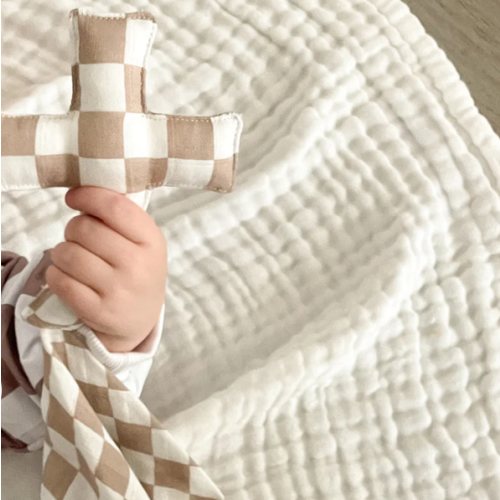 Cross Child of God Blankie – OUR HOUSE ABOVE