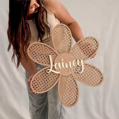 Personalized Wood Rattan Daisy Name Sign, Custom Wood Name sign,Boho Nursery Wall Art,Floral Girl Room Name Plaque,Baby Shower gift for Mom