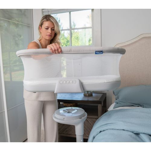 HALO® BassiNest® Soothing Swivel Sleeper