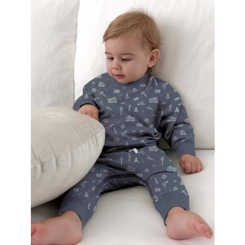 Fleece Sweatsuit - Construction