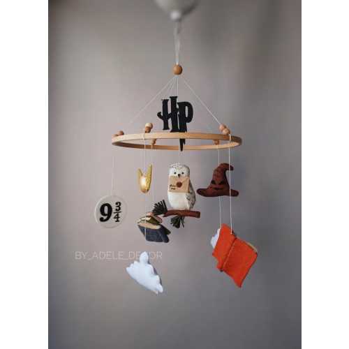 Wizard baby mobile boy and girl,Harry potter baby mobile,Magical crib mobile, owl baby mobile , holder baby mobile, music box baby mobile