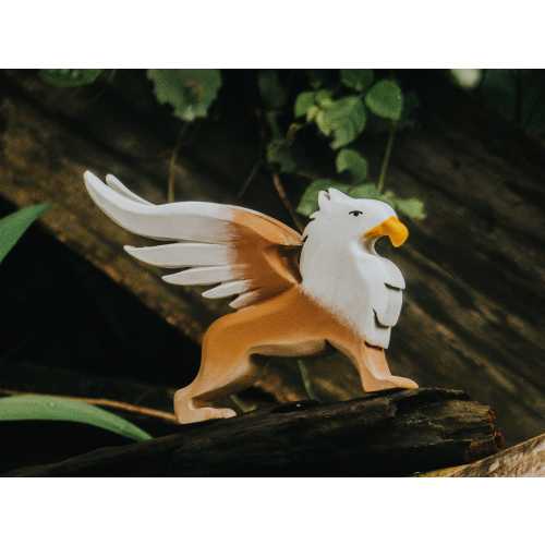 Wooden Griffin Figurine, Handmade Gryphon, Mythical Creatures of the Sky, Fantasy Animal Decor, Handmade Gift for Fantasy Lovers