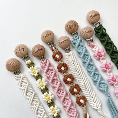 Personalized Macrame Pacifier Clip, Engraved Wood, Binky Clip, Baby Shower Gifts