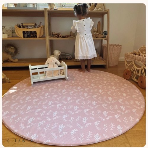 Round Botanical Play Mat - Ash Rose – Munchkin & Bear