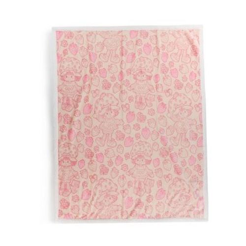 50"x60" Strawberry Shortcake Faux Shearling Throw Blanket