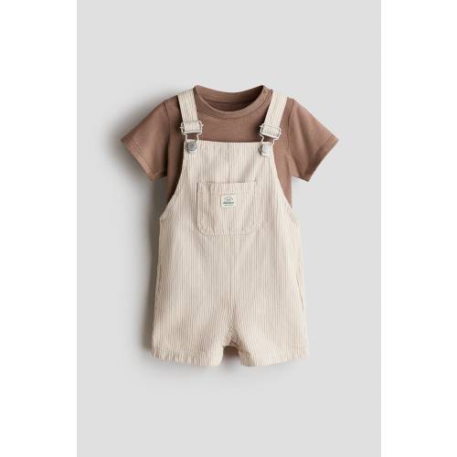 2-PIECE OVERALL SHORTS AND T-SHIRT SET