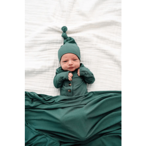 Pierce Ribbed Newborn Hat Bundle (Gown)
