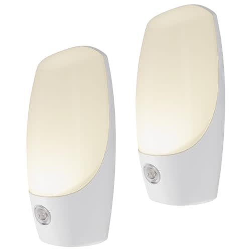 Energizer LED Automatic Night Lights, Plug-in, Soft White, Light Sensing, On at Dusk, Off at Dawn, Energy Efficient, Ideal for Bedroom, Bathroom, Kitchen, Hallway, Staircase, 37101, 2 Pack,