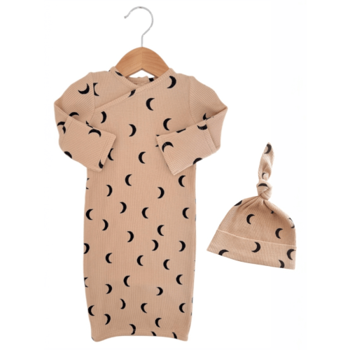 Organic Waffle Gown & Hat Set, Tan/Black Moon