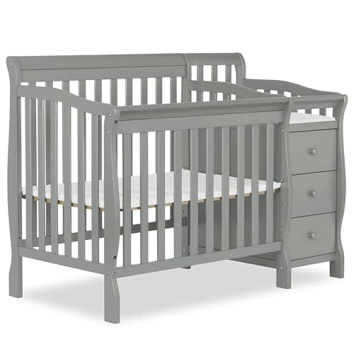 Dream On Me Jayden 4‑in‑1 Mini Convertible Baby Crib & Changer with Storage in Seagrass, Pinewood, GreenGuard Gold & BSA, 1” Mattress Pad, 3 Mattress Heights, Converts to Mini Day & Twin-Size Bed
