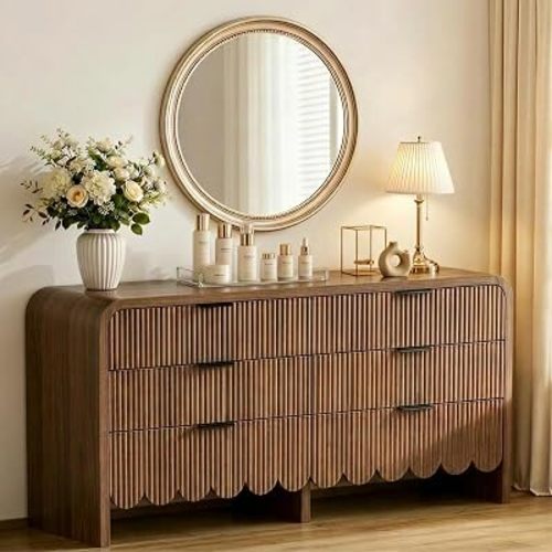 Cómoda acanalada de 8 cajones para dormitorio, cómoda de 59 pulgadas de ancho con mango de metal, cómoda de madera moderna con diseño de textura ondulada, soporte de TV grande