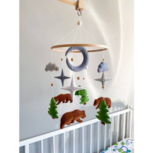 Woodland mobile