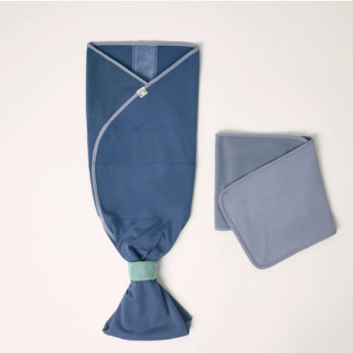 b.e.s.t. swaddle - Coastal blue