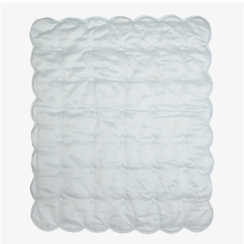HEARTS & STARS QUILTED SATIN BABY BLANKET – Lenora