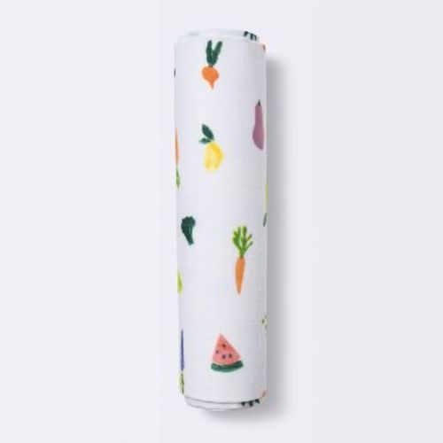 Muslin Swaddle Blanket - Cloud Island™ Fruits and Veggies
