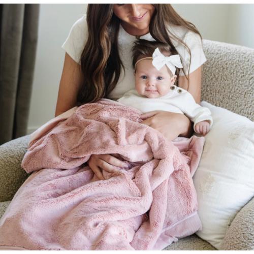 Saranoni Lush Receiving Blanket – Shop Ultra-Soft Comfort