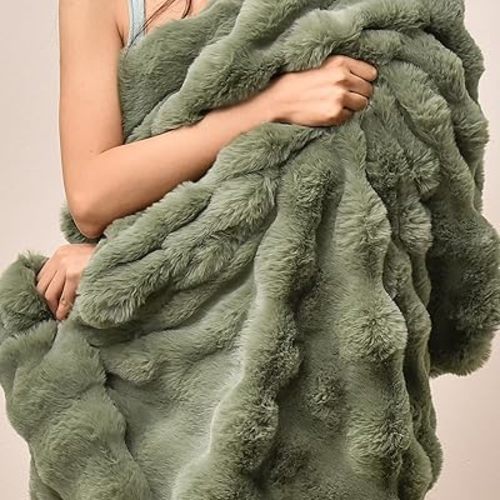 PHF Luxury Faux Rabbit Fur Blanket Twin Size, Ultra Soft Fluffy Plush Cozy Warm Bubble Blanket for Bed, Couch, Sofa Decorative, Thick Reversible Suitable for Fall & Winter, 60" x 80", Olive Green