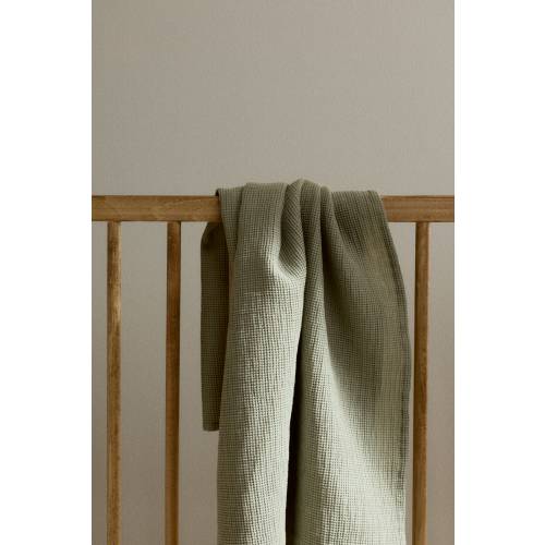 WAFFLED BABY BLANKET